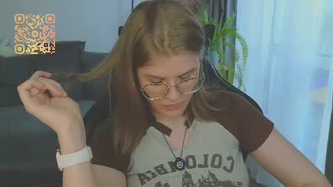 Snapshot of jess0e9 chatting on July 18, 2026, 2:10 pm JessieVibes online show from July 18, 2026, 2:10 pm