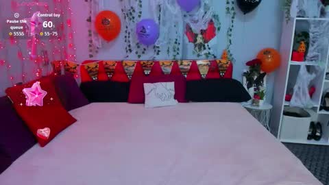 Snapshot of jessabellucci chatting on November 11, 2025, 8:58 am Jessa Bellucci online show from November 11, 2025, 8:58 am