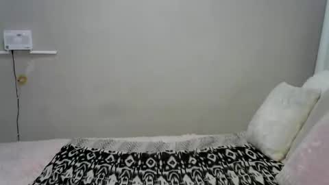 jessajoyy online show from May 20, 2026, 6:41 am