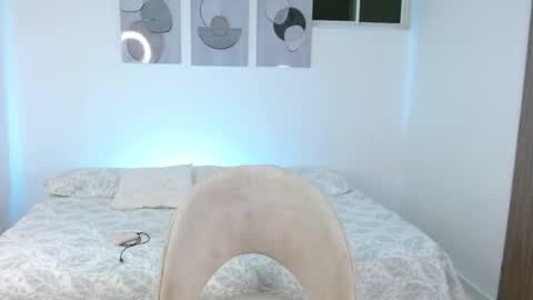 Snapshot of jessdant_luv chatting on May 25, 2026, 11:55 pm Hello we are Jesse and Dante. online show from May 25, 2026, 11:55 pm
