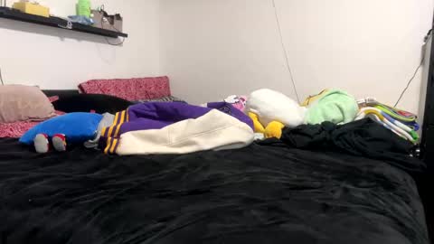 Snapshot of jesselopezcali chatting on March 5, 2025, 7:17 pm Hungjessy online show from March 5, 2025, 7:17 pm