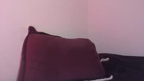 Angel  Demon online show from December 29, 2024, 9:39 am