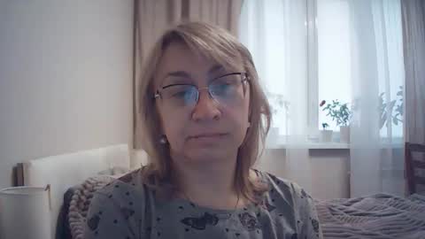 jessi_jina online show from March 18, 2026, 8:28 am