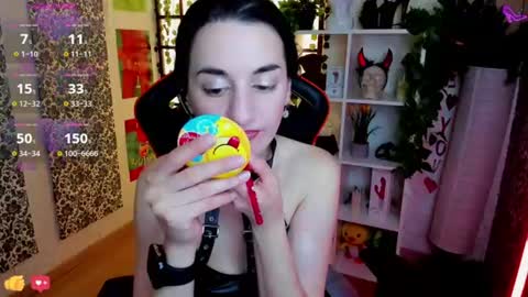 Snapshot of jessica_alford chatting on June 19, 2026, 2:27 am Jessica online show from June 19, 2026, 2:27 am