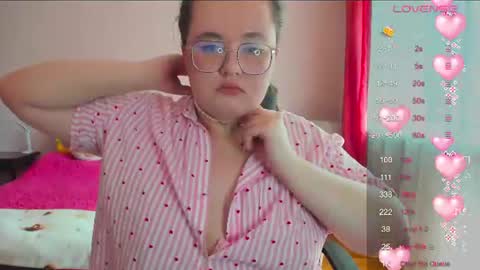 Natalia online show from June 18, 2026, 6:35 am