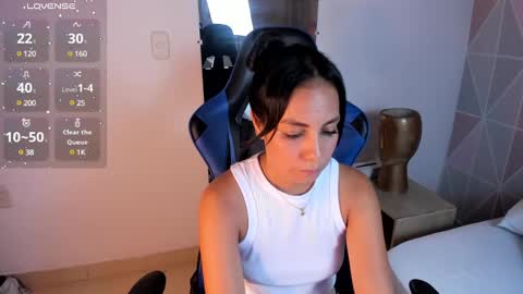 Snapshot of jessica_taylor_22 chatting on February 4, 2025, 11:06 pm jessica_taylor_22 online show from February 4, 2025, 11:06 pm