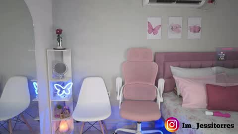 Snapshot of jessica_tom_ chatting on May 11, 2026, 3:07 pm Jessica online show from May 11, 2026, 3:07 pm