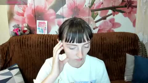 jessicaforris online show from June 20, 2026, 7:33 am