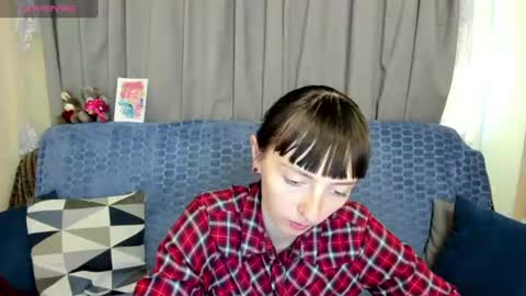 jessicaforris online show from July 10, 2026, 7:34 am
