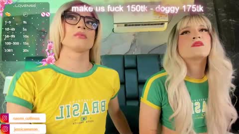 Snapshot of jessicameron chatting on January 9, 2025, 3:58 am JESSI AND NAOMI online show from January 9, 2025, 3:58 am