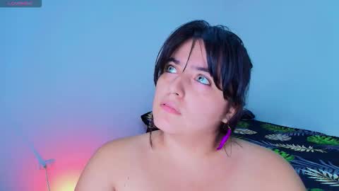 Snapshot of jessicared18 chatting on November 17, 2025, 4:24 pm jessicared18 online show from November 17, 2025, 4:24 pm