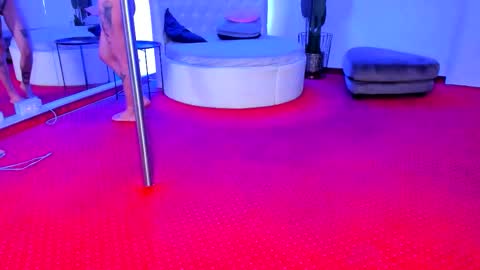 Jessy online show from November 26, 2025, 7:59 pm