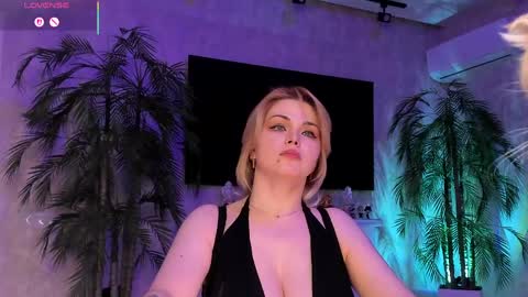 Snapshot of jessiccaburns chatting on May 27, 2026, 1:57 am Gloria online show from May 27, 2026, 1:57 am