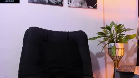 Snapshot of jessid_cutson chatting on November 14, 2025, 1:48 am Jessid online show from November 14, 2025, 1:48 am