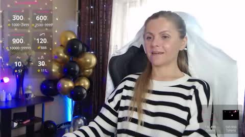 Snapshot of jessiemays chatting on September 12, 2025, 5:07 am Jess online show from September 12, 2025, 5:07 am