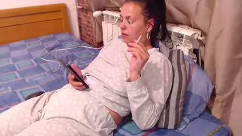 jessiestar3 online show from June 14, 2026, 2:57 am
