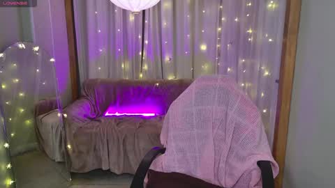 Snapshot of jessiestarz chatting on January 8, 2025, 1:52 pm Jessi online show from January 8, 2025, 1:52 pm