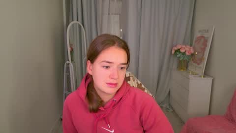 Snapshot of jessiestarz chatting on November 17, 2025, 1:39 pm Jessi online show from November 17, 2025, 1:39 pm