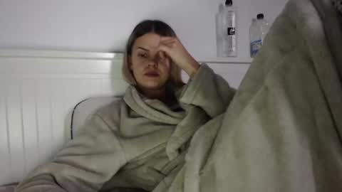 jessieryan online show from November 2, 2025, 5:21 am