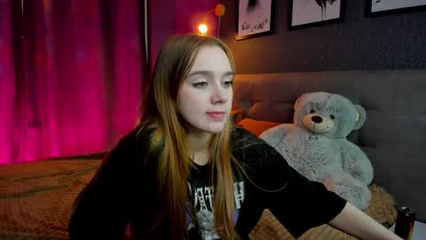 Snapshot of jessiexxiv chatting on November 19, 2025, 9:42 am Jessie online show from November 19, 2025, 9:42 am