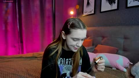 Snapshot of jessiexxiv chatting on November 20, 2025, 9:20 am Jessie online show from November 20, 2025, 9:20 am