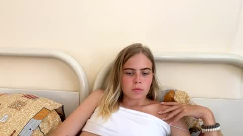 Snapshot of jessika_evans chatting on July 28, 2026, 2:13 pm jessika_evans online show from July 28, 2026, 2:13 pm