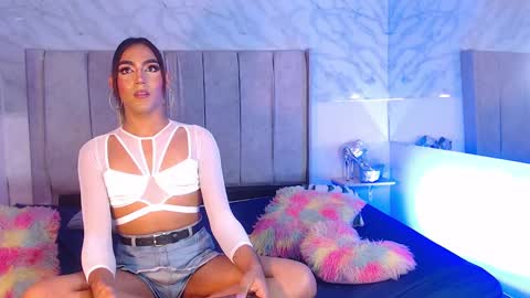 Snapshot of jessika_rabbits chatting on December 20, 2024, 5:47 am JESS online show from December 20, 2024, 5:47 am