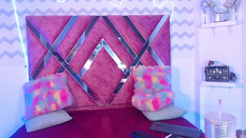 Snapshot of jessika_rabbits chatting on January 31, 2025, 7:50 am JESS online show from January 31, 2025, 7:50 am