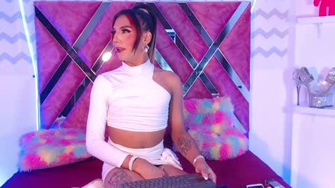 Snapshot of jessika_rabbits chatting on February 4, 2025, 4:26 am JESS online show from February 4, 2025, 4:26 am