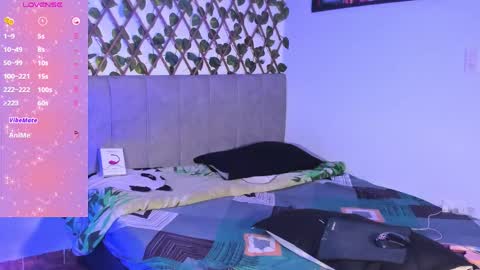 Snapshot of jessika_rabbits chatting on October 15, 2025, 1:39 am JESS online show from October 15, 2025, 1:39 am