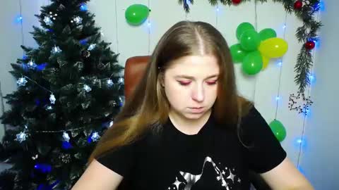 Snapshot of jessikadaniels chatting on January 9, 2025, 10:31 am Jess online show from January 9, 2025, 10:31 am