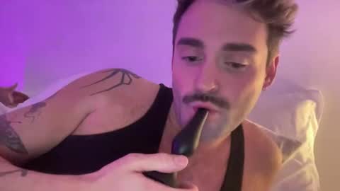 Snapshot of jessndjay1992 chatting on October 2, 2025, 11:39 am jessndjay1992 online show from October 2, 2025, 11:39 am