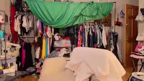 Snapshot of jessyboi0504 chatting on July 14, 2026, 10:43 am seductress Cyber Succubus online show from July 14, 2026, 10:43 am
