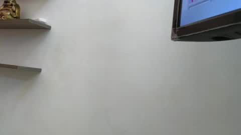 Snapshot of jessyjcortes chatting on March 2, 2025, 5:04 pm JESSY CORTES online show from March 2, 2025, 5:04 pm