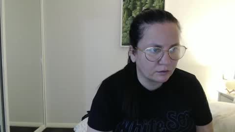 OnlyJessy online show from April 23, 2026, 10:25 am