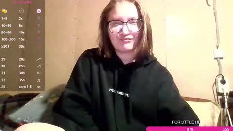 Snapshot of jessystoune1 chatting on October 24, 2025, 8:44 am Bye everyone i cant see any reason to stay here wish u luck online show from October 24, 2025, 8:44 am