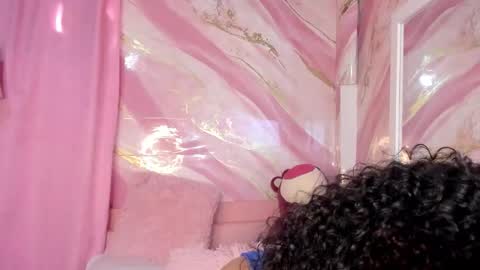 Jessy online show from September 17, 2025, 1:46 pm