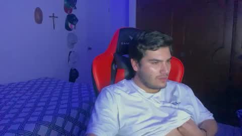 Snapshot of jesusdntc chatting on January 4, 2025, 10:16 am HotBoy online show from January 4, 2025, 10:16 am