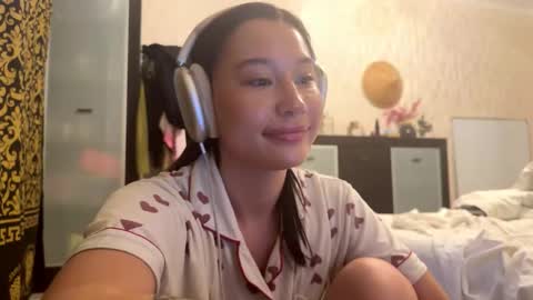 Snapshot of jesusitacatts chatting on November 13, 2025, 7:29 am Lynn online show from November 13, 2025, 7:29 am