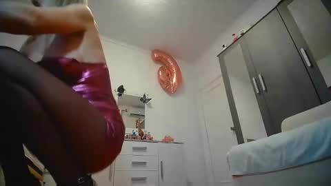 jesy online show from November 11, 2025, 7:30 am