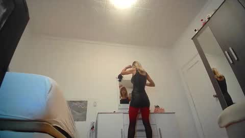 jesy online show from November 27, 2025, 7:10 am