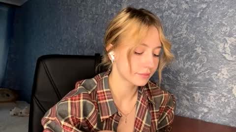 Snapshot of jettafrancis chatting on October 5, 2025, 6:23 am Kodi online show from October 5, 2025, 6:23 am