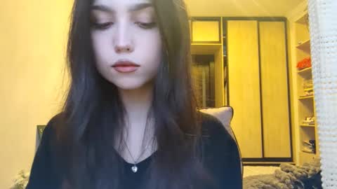 Snapshot of jettanicolay chatting on November 29, 2025, 7:22 am I am Gina ntmu Lets hit 10 Thumbs Up together online show from November 29, 2025, 7:22 am