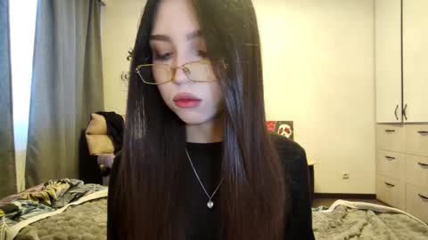 I am Gina ntmu Lets hit 10 Thumbs Up together online show from February 22, 2026, 8:35 am