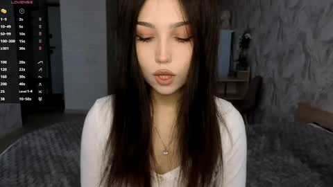 I am Gina ntmu Lets hit 10 Thumbs Up together online show from May 17, 2026, 7:17 am