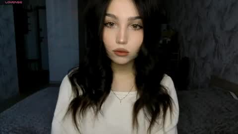 I am Gina ntmu Lets hit 10 Thumbs Up together online show from May 28, 2026, 4:43 am