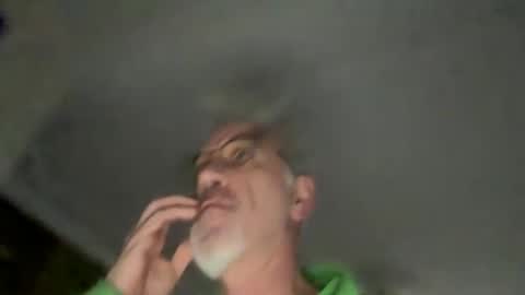 jewlronny online show from December 31, 2024, 8:04 am