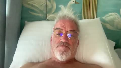 Snapshot of jewlronny chatting on May 27, 2026, 5:26 am jewlronny online show from May 27, 2026, 5:26 am