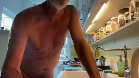 Snapshot of jewlronny chatting on June 5, 2026, 7:03 am jewlronny online show from June 5, 2026, 7:03 am