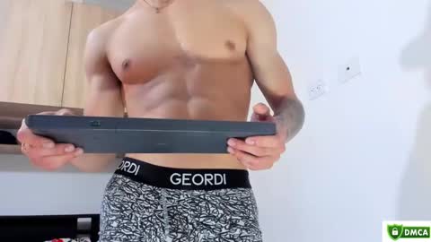 Snapshot of jey_cox23 chatting on January 4, 2025, 11:54 am jey cox online show from January 4, 2025, 11:54 am